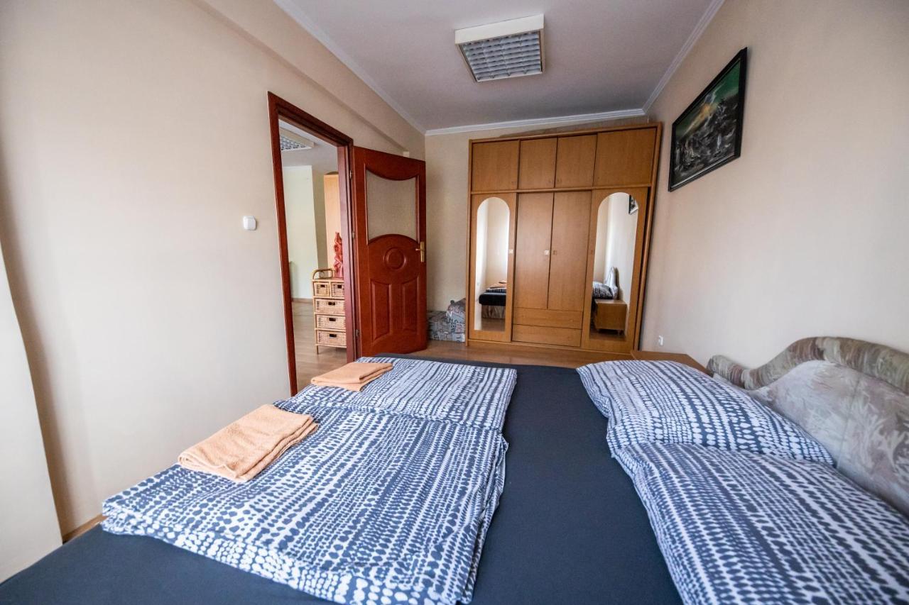 Elit Apartman Apartment เดเบรตเซน ภายนอก รูปภาพ